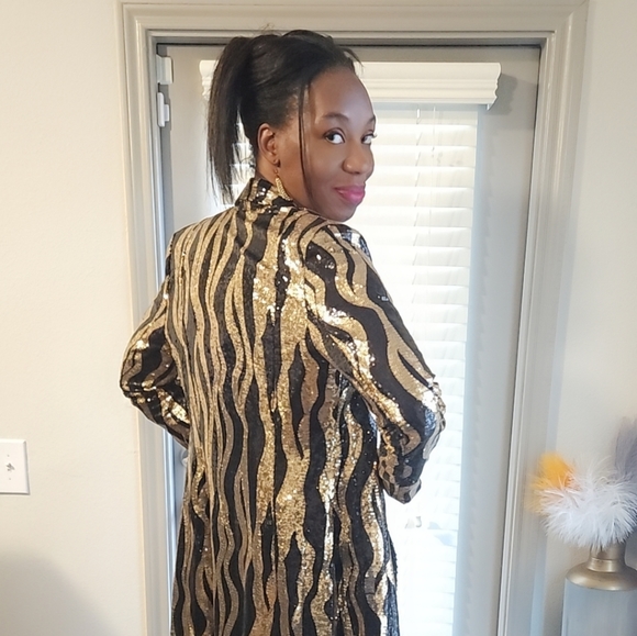 Black & Gold Zebra Sequins Extra Long Jacket - Picture 1 of 4